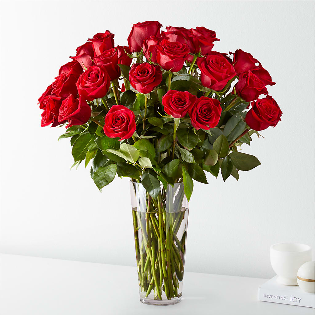 Long Stem Red Rose Bouquet – PETERSEN & TIETZ FLORISTS & GREENHOUSES, Waterloo IA