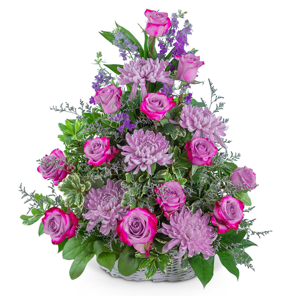 Gracefully Majestic Basket – PETERSEN & TIETZ FLORISTS & GREENHOUSES, Waterloo IA