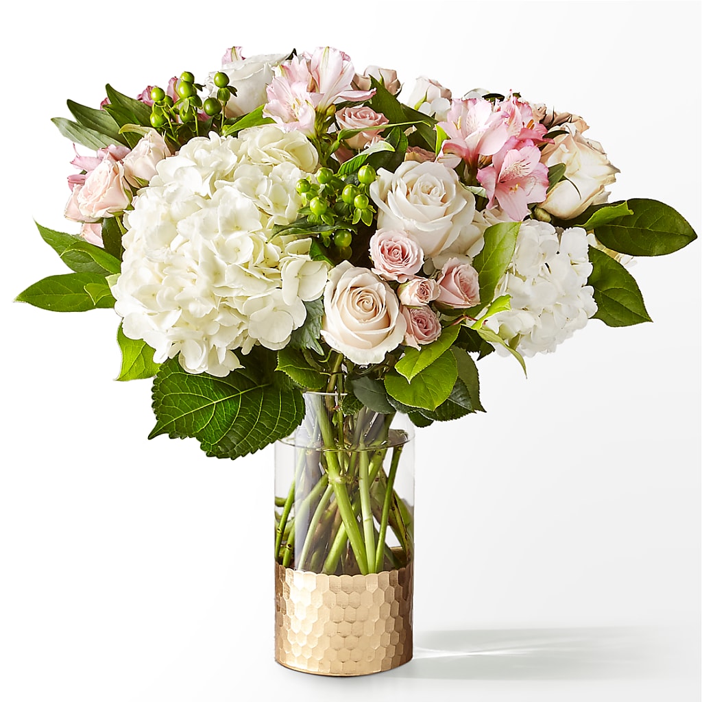 Parisian Stroll Bouquet – PETERSEN & TIETZ FLORISTS & GREENHOUSES, Waterloo IA