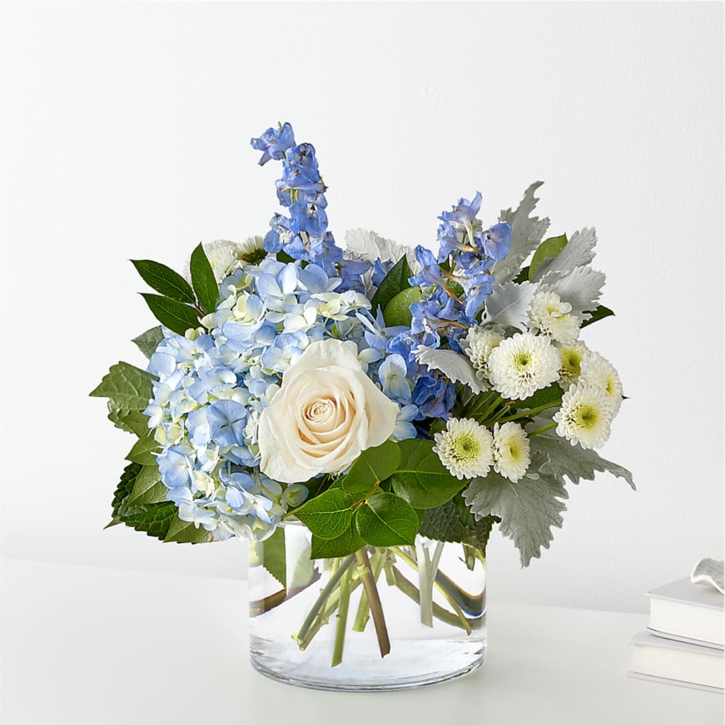 Clear Skies Bouquet – PETERSEN & TIETZ FLORISTS & GREENHOUSES, Waterloo IA