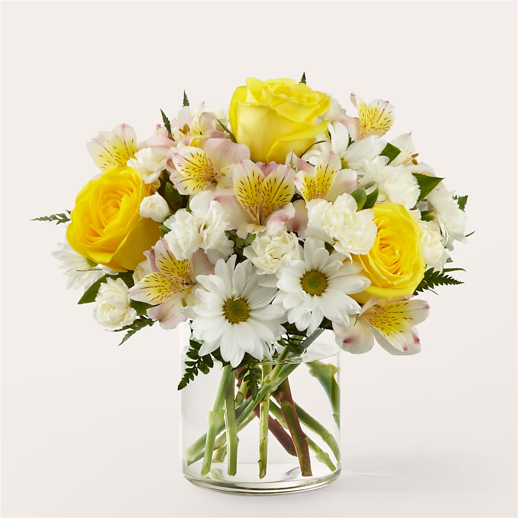 Gleeful Bouquet – PETERSEN & TIETZ FLORISTS & GREENHOUSES, Waterloo IA