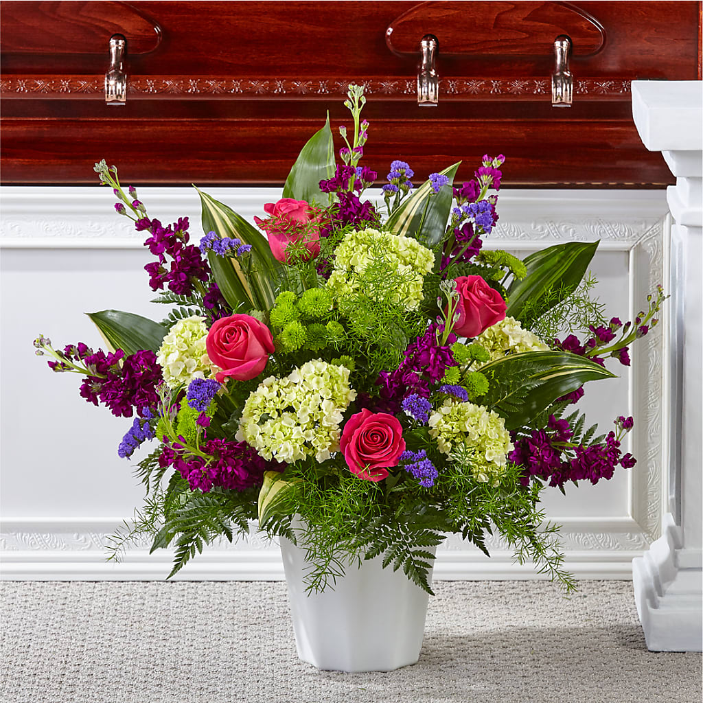 Beautiful Horizons Floor Basket – PETERSEN & TIETZ FLORISTS & GREENHOUSES, Waterloo IA