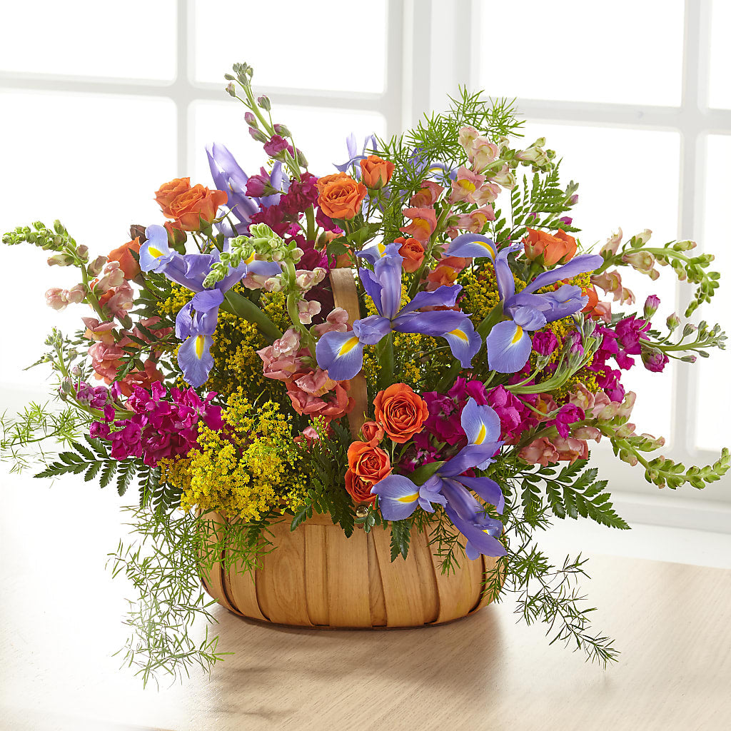 Garden of Life Basket – PETERSEN & TIETZ FLORISTS & GREENHOUSES, Waterloo IA