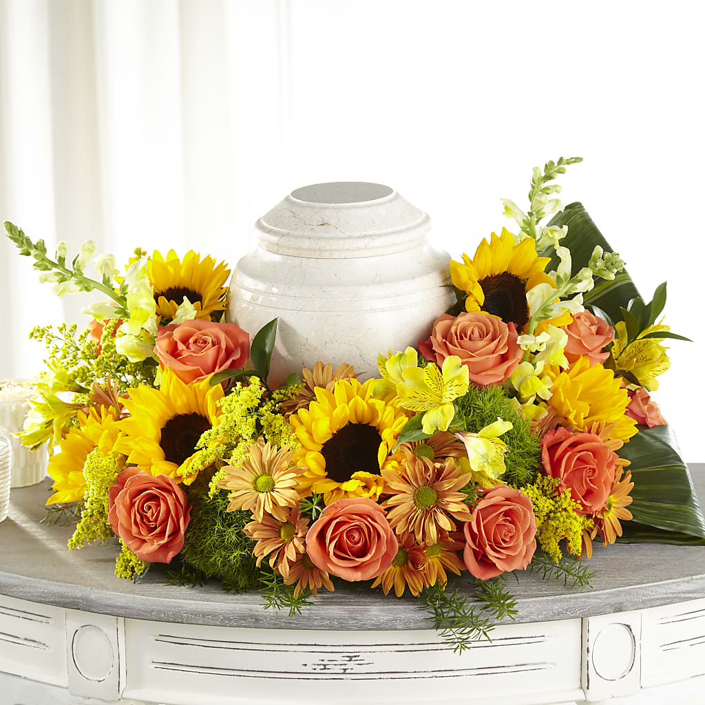 Faithful Sunflower Cremation Adornment – PETERSEN & TIETZ FLORISTS & GREENHOUSES, Waterloo IA