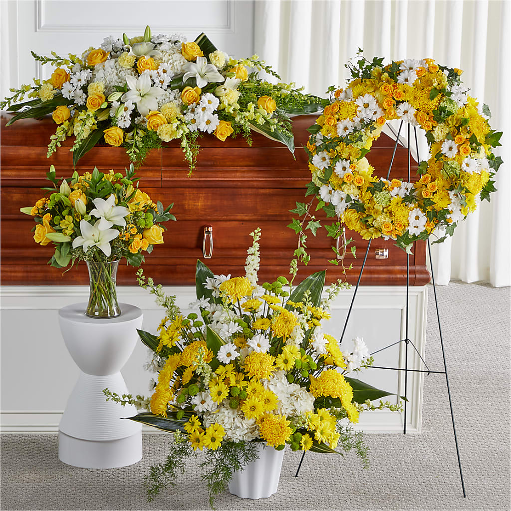 Warm Remembrance Bundles – PETERSEN & TIETZ FLORISTS & GREENHOUSES, Waterloo IA