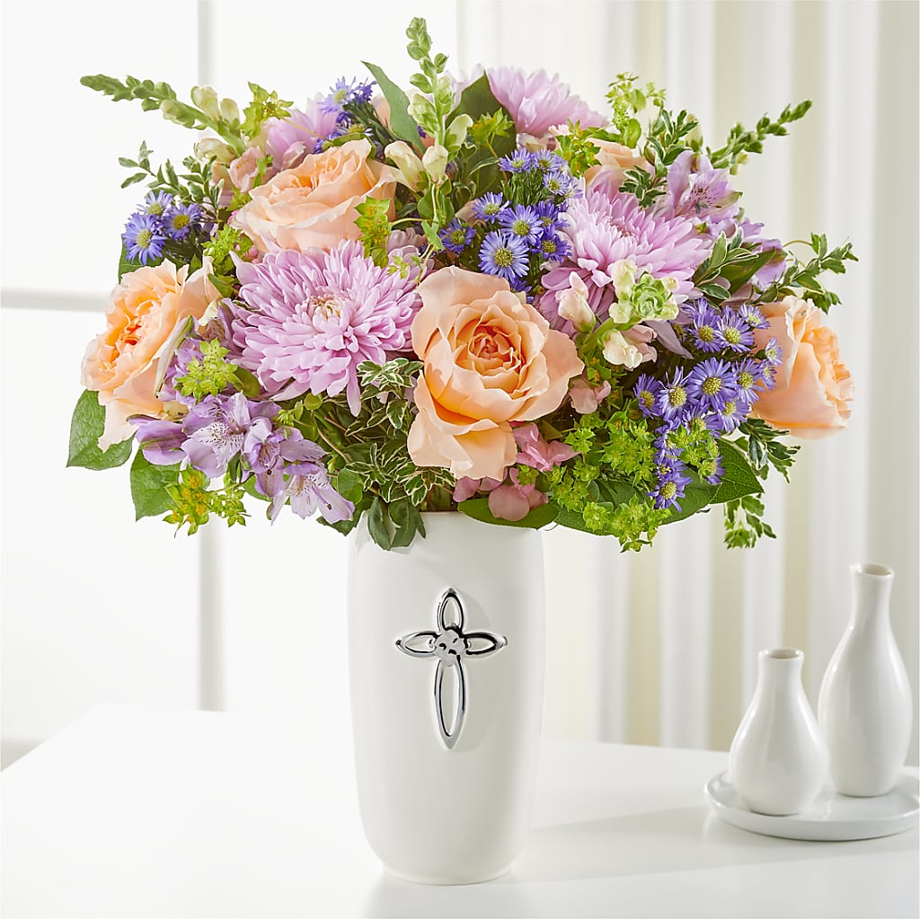 Divine Gift Bouquet – PETERSEN & TIETZ FLORISTS & GREENHOUSES, Waterloo IA