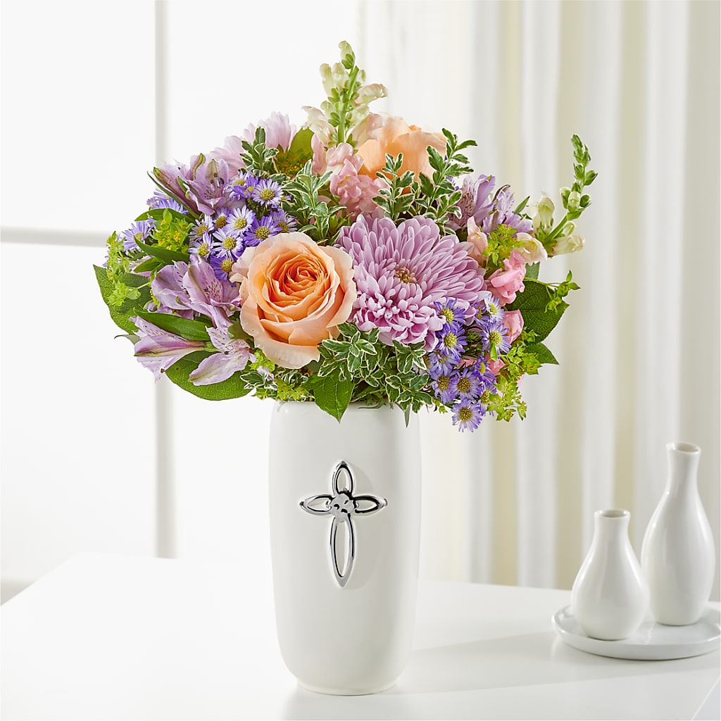 Divine Gift Bouquet – PETERSEN & TIETZ FLORISTS & GREENHOUSES, Waterloo IA