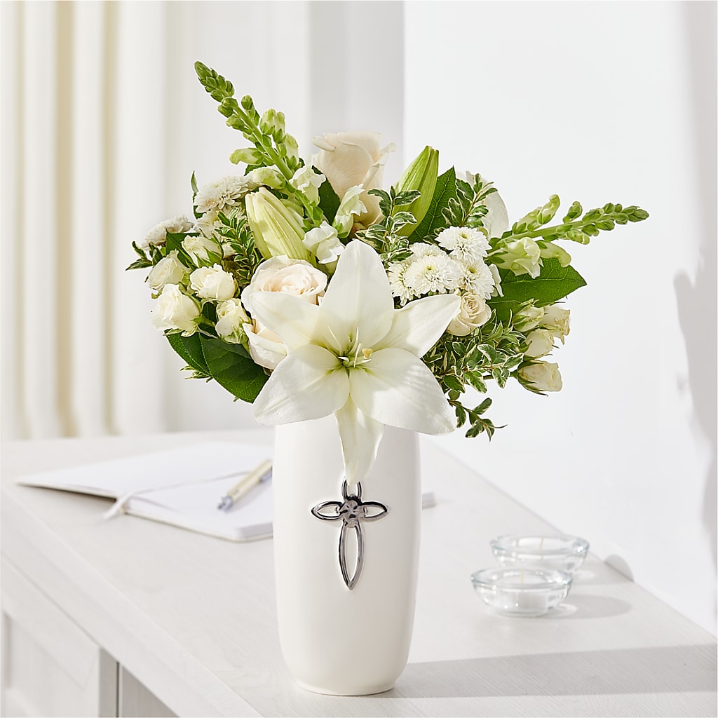 With Grace Bouquet – PETERSEN & TIETZ FLORISTS & GREENHOUSES, Waterloo IA