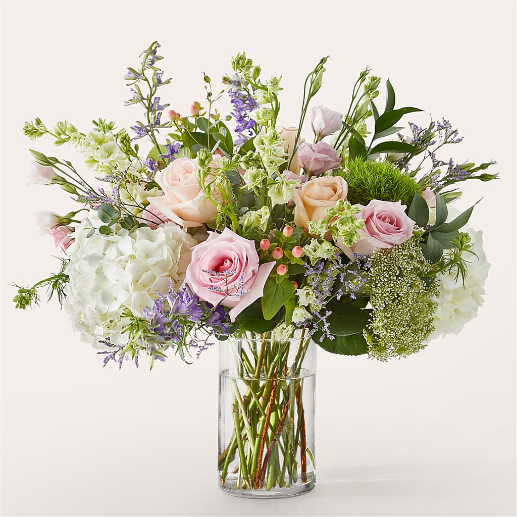 From Scratch Luxury Bouquet – PETERSEN & TIETZ FLORISTS & GREENHOUSES, Waterloo IA