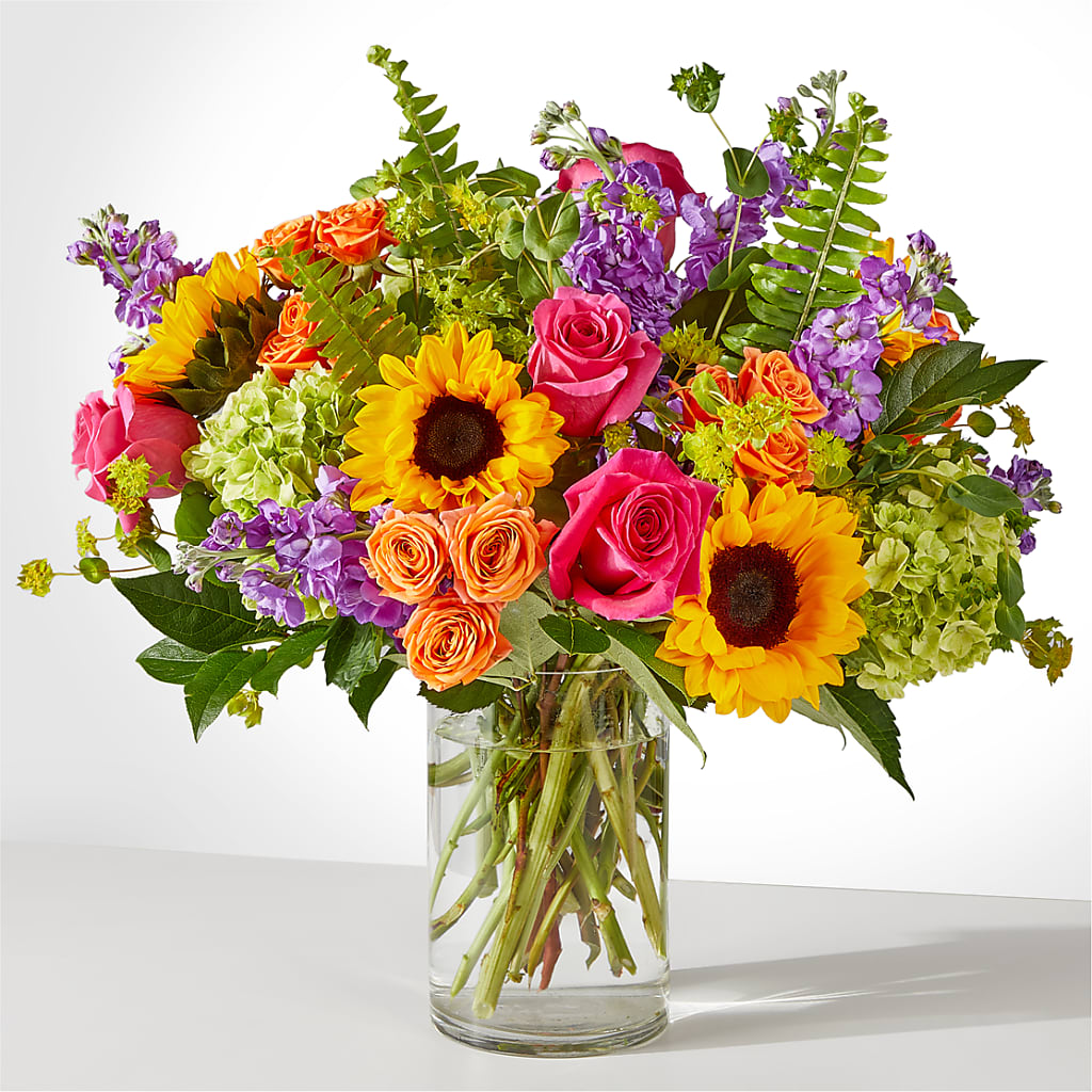 Vibrant Greetings Bouquet – PETERSEN & TIETZ FLORISTS & GREENHOUSES, Waterloo IA