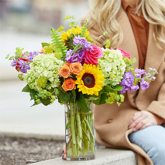 Vibrant Greetings Bouquet – PETERSEN & TIETZ FLORISTS & GREENHOUSES, Waterloo IA