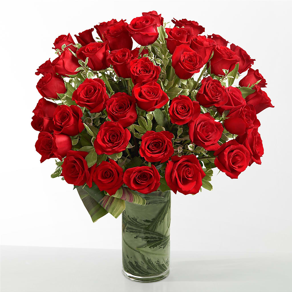 The Enamored – PETERSEN & TIETZ FLORISTS & GREENHOUSES, Waterloo IA