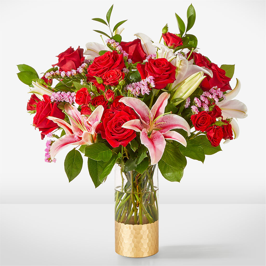 Hopeless Romantic Bouquet – PETERSEN & TIETZ FLORISTS & GREENHOUSES, Waterloo IA