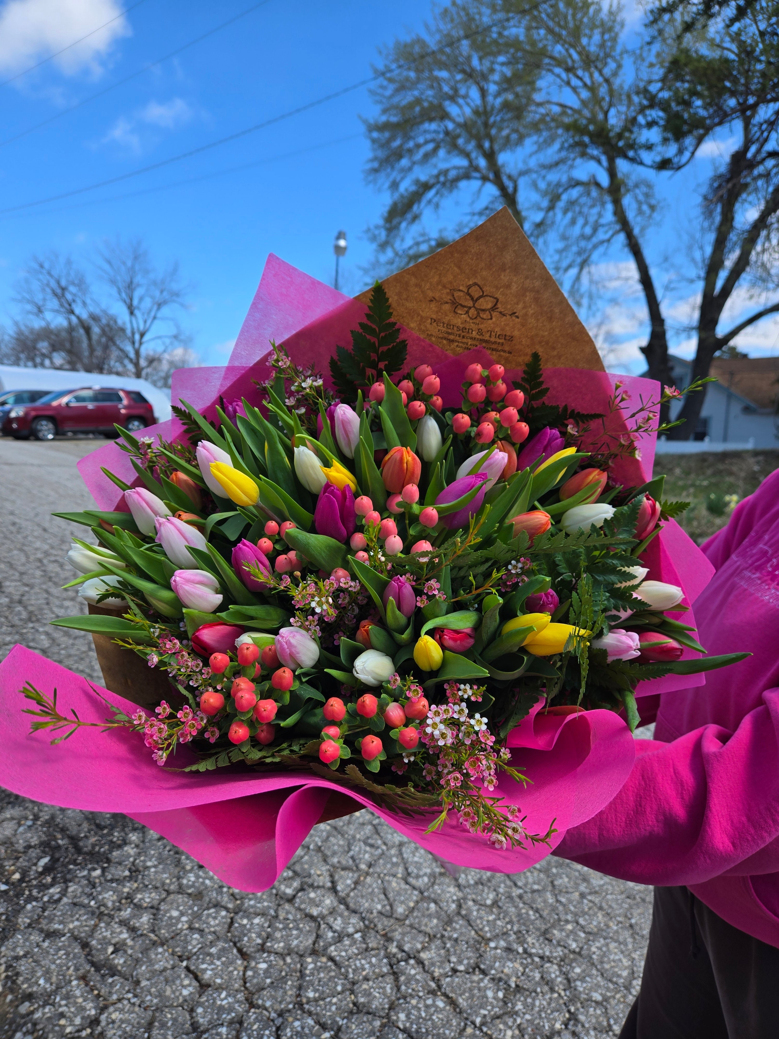 Brighten Someone's Day: Why Spring is Ideal for Sending Flowers Just ...