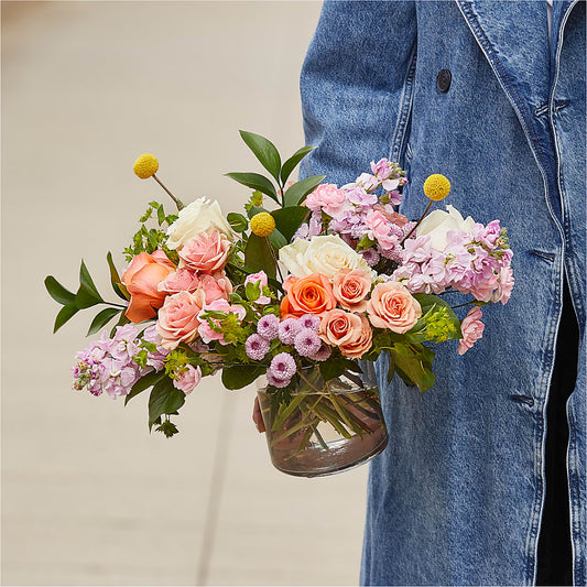 Expressing the Inexpressible: Choosing the Perfect Thinking of You Flowers