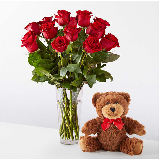Romantic Long Stem Red Rose Bouquet Bundles – PETERSEN & TIETZ FLORISTS & GREENHOUSES, Waterloo IA