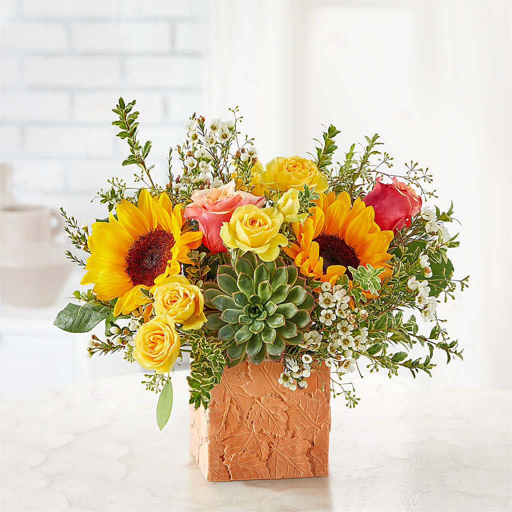 Sunflower Season Bouquet – PETERSEN & TIETZ FLORISTS & GREENHOUSES, Waterloo IA