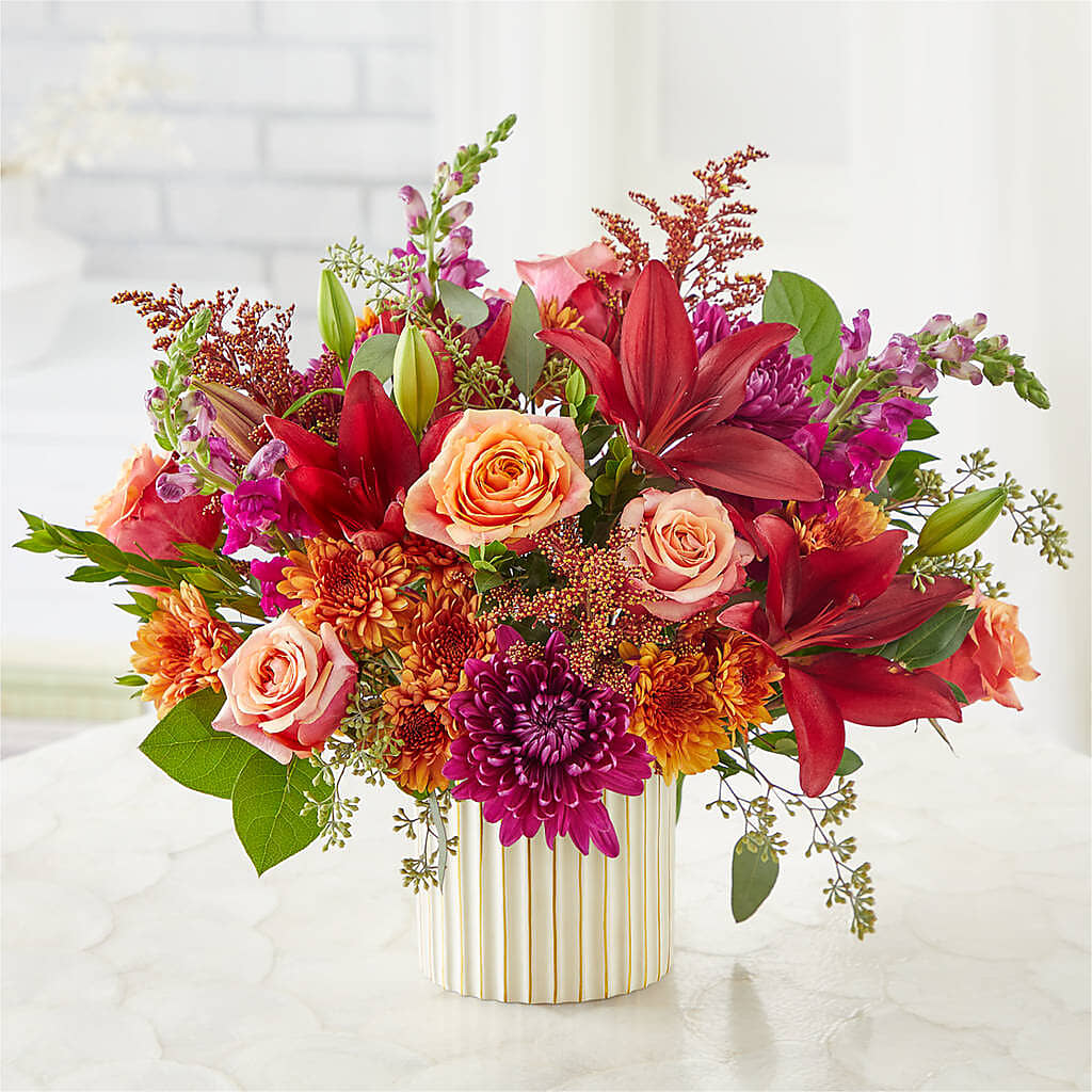 Burgundy Landscape Bouquet – PETERSEN & TIETZ FLORISTS & GREENHOUSES, Waterloo IA