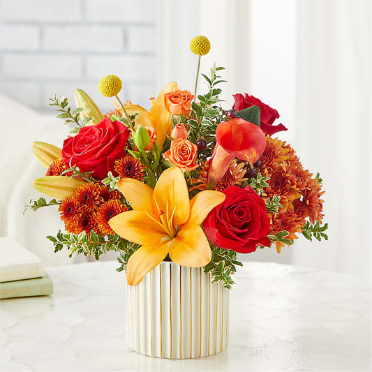 Scarlet Skies Bouquet – PETERSEN & TIETZ FLORISTS & GREENHOUSES, Waterloo IA