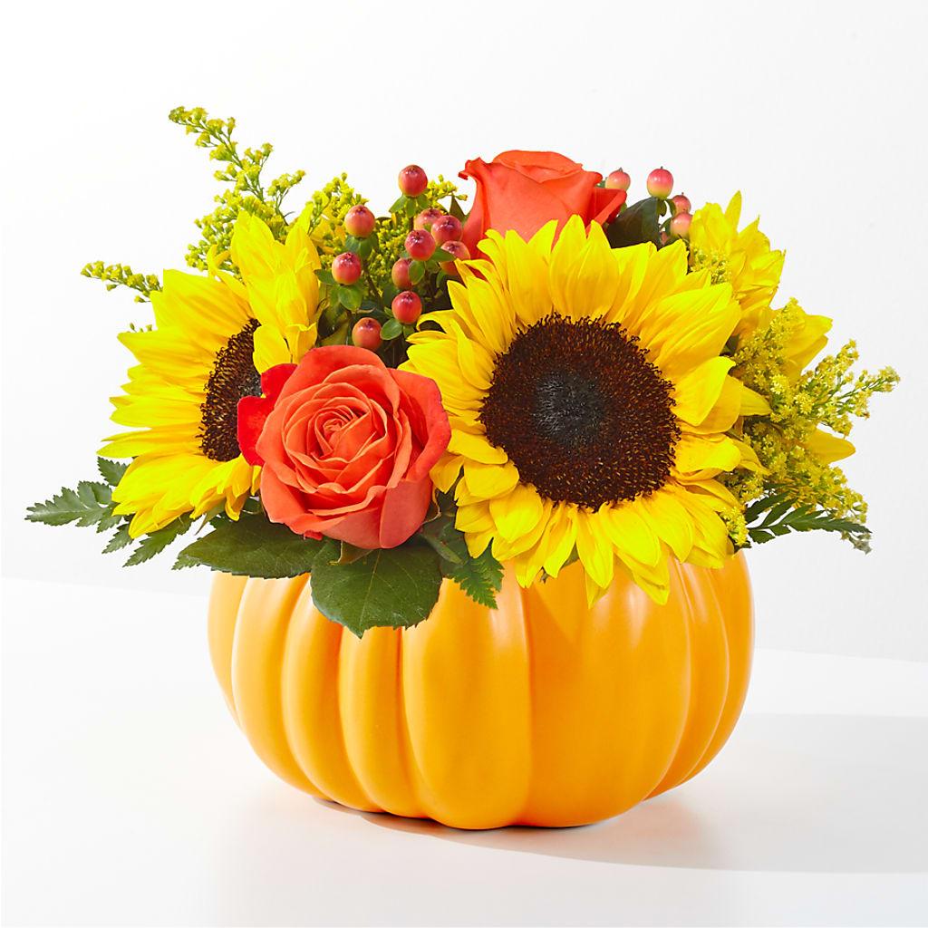 Pick of the Patch Pumpkin Bouquet – PETERSEN & TIETZ FLORISTS & GREENHOUSES, Waterloo IA