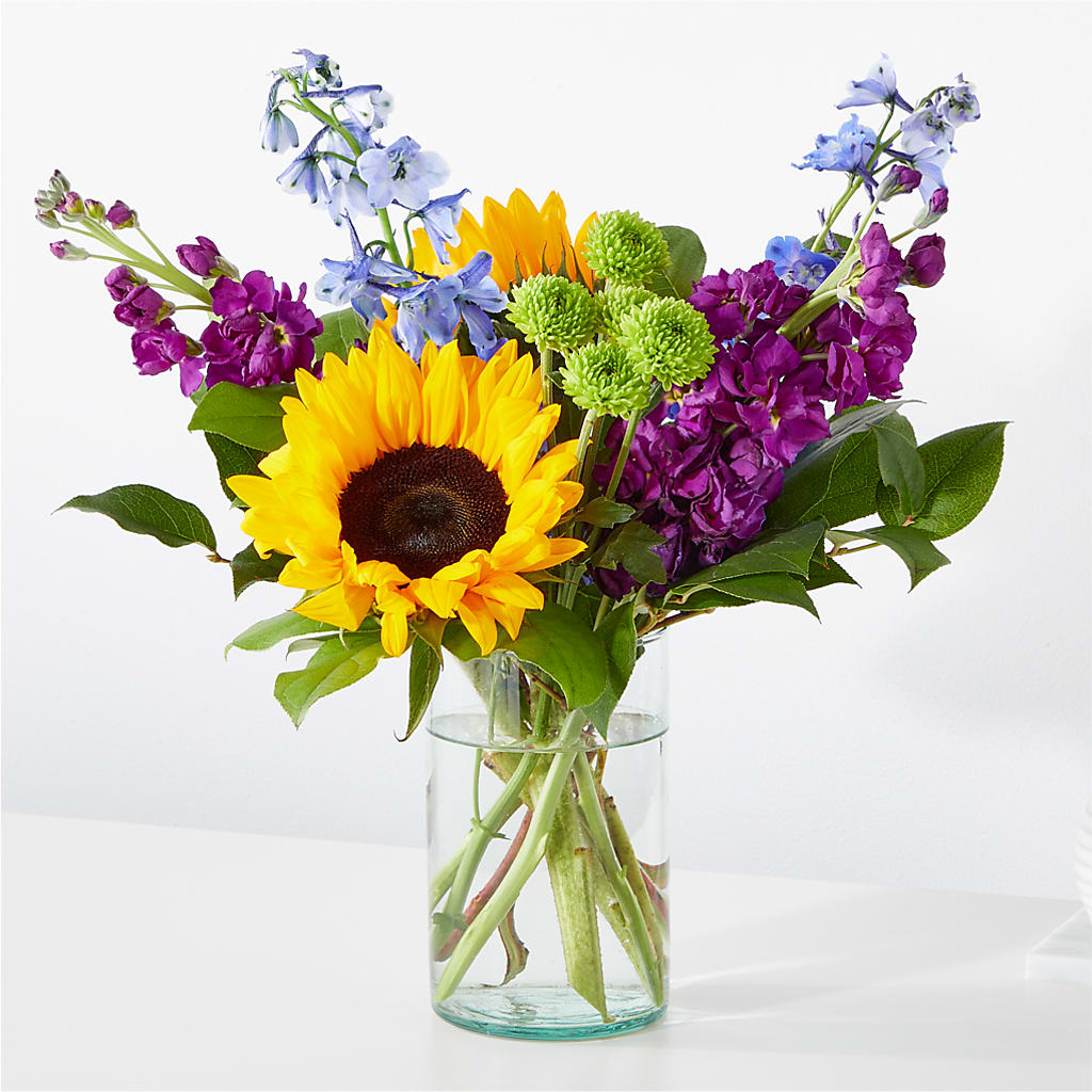 Catching Rays Bouquet – PETERSEN & TIETZ FLORISTS & GREENHOUSES, Waterloo IA
