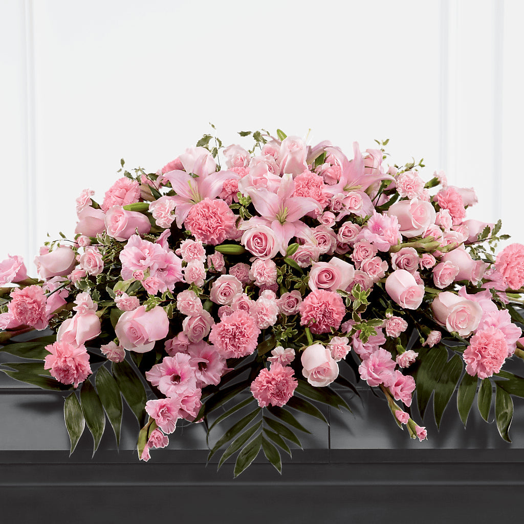 Garden of Comfort Casket Spray (Standard) – PETERSEN & TIETZ FLORISTS & GREENHOUSES, Waterloo IA