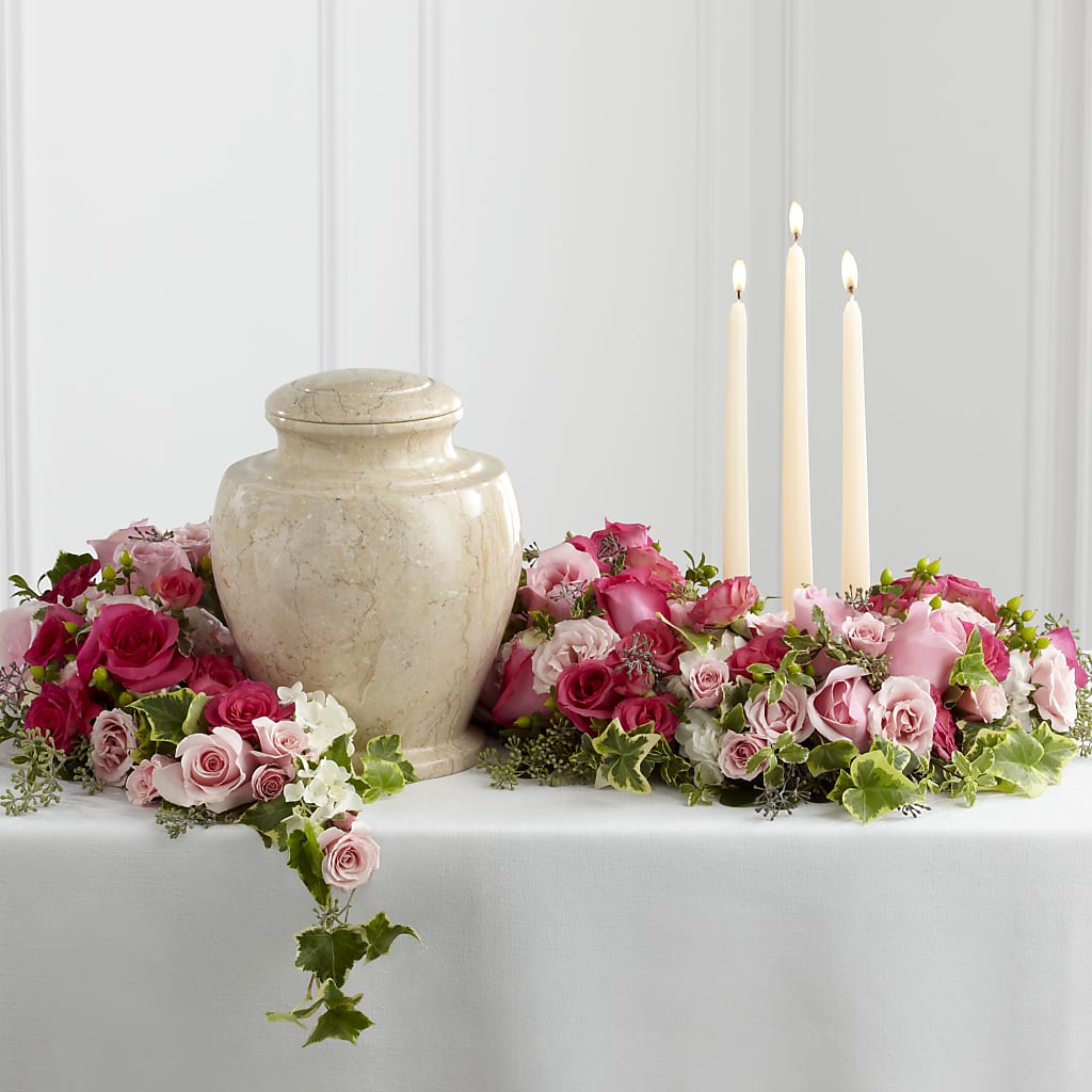 Remembrance Arrangement – PETERSEN & TIETZ FLORISTS & GREENHOUSES, Waterloo IA