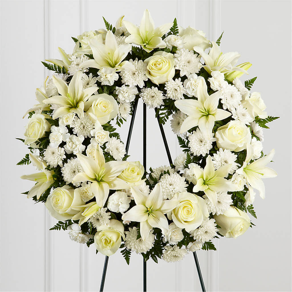 Treasured Tribute Wreath – PETERSEN & TIETZ FLORISTS & GREENHOUSES, Waterloo IA