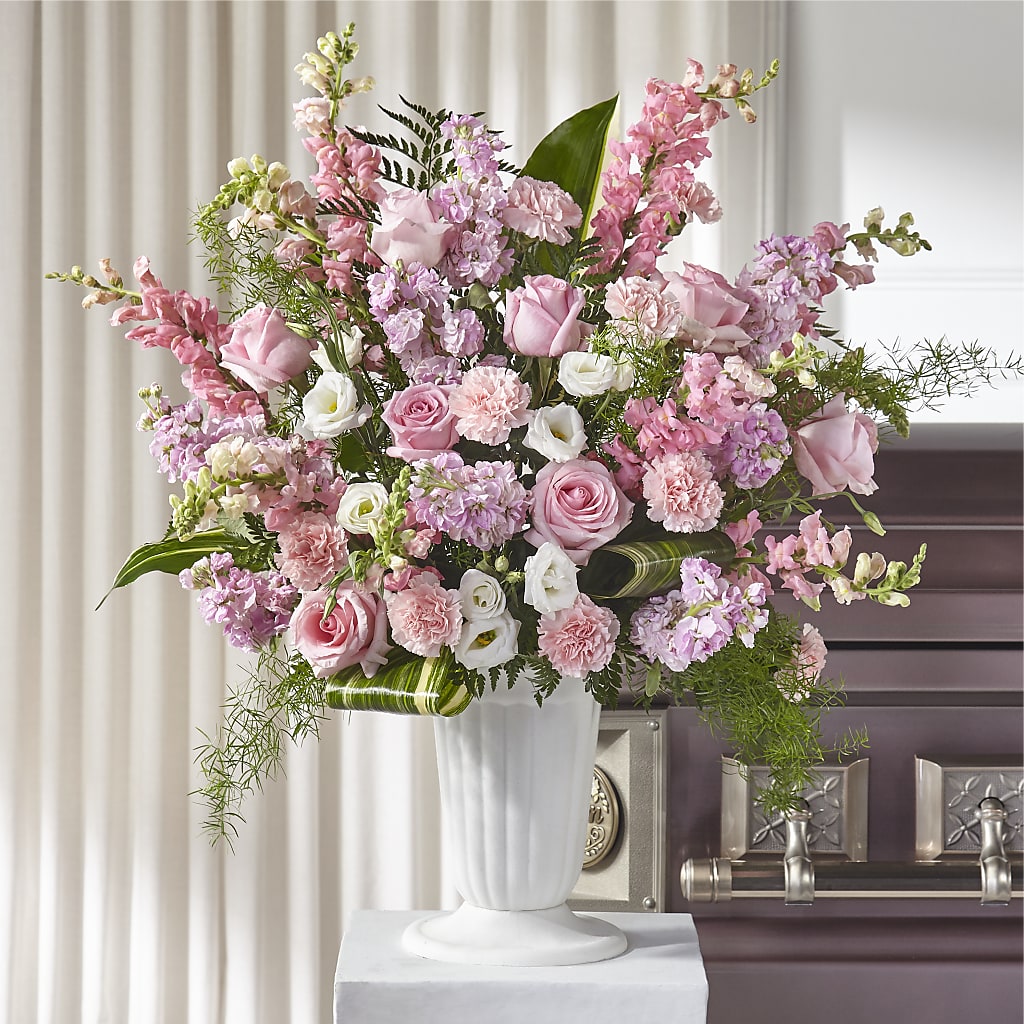 Divine Comfort Arrangement – PETERSEN & TIETZ FLORISTS & GREENHOUSES, Waterloo IA