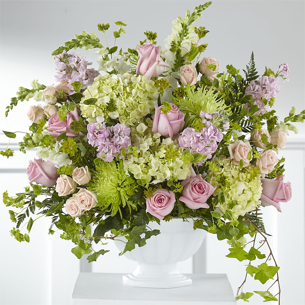 Radiant Embrace Arrangement – PETERSEN & TIETZ FLORISTS & GREENHOUSES, Waterloo IA