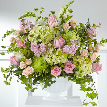 Radiant Embrace Arrangement – PETERSEN & TIETZ FLORISTS & GREENHOUSES, Waterloo IA