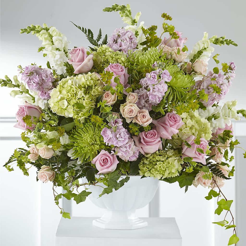 Radiant Embrace Arrangement – PETERSEN & TIETZ FLORISTS & GREENHOUSES, Waterloo IA