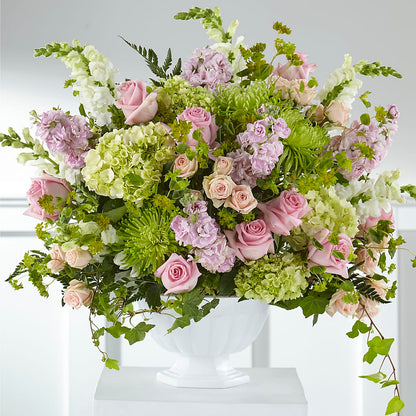Radiant Embrace Arrangement – PETERSEN & TIETZ FLORISTS & GREENHOUSES, Waterloo IA