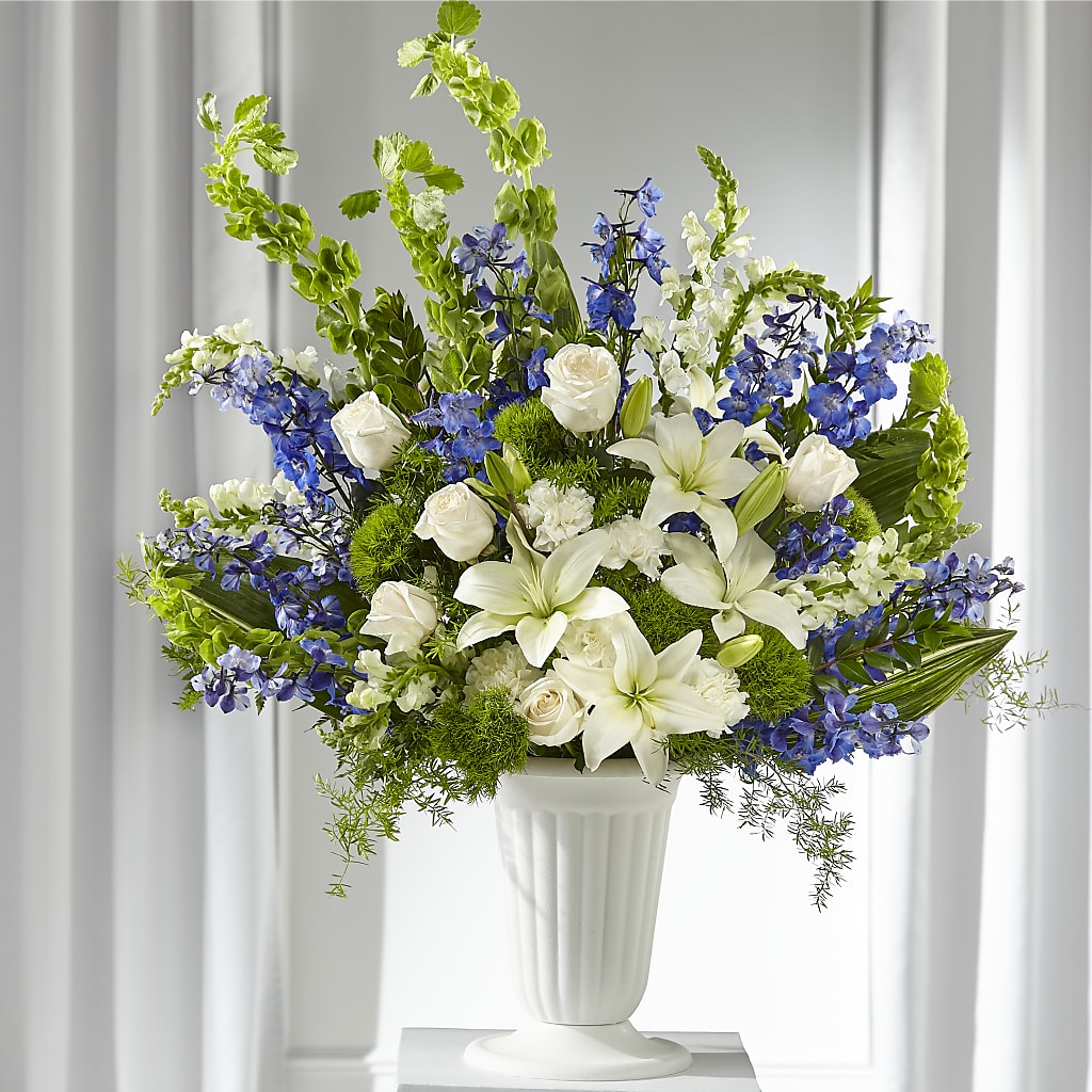 Heartfelt Hope Arrangement – PETERSEN & TIETZ FLORISTS & GREENHOUSES, Waterloo IA