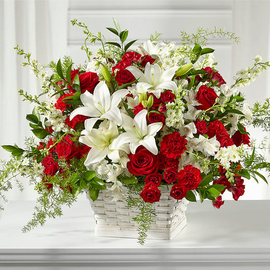 Sentiments of Love Arrangement – PETERSEN & TIETZ FLORISTS & GREENHOUSES, Waterloo IA