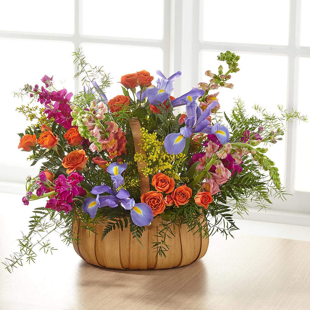 Garden of Life Basket – PETERSEN & TIETZ FLORISTS & GREENHOUSES, Waterloo IA