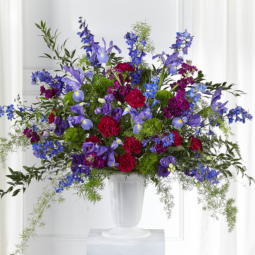 Memorial of Life Arrangement – PETERSEN & TIETZ FLORISTS & GREENHOUSES, Waterloo IA