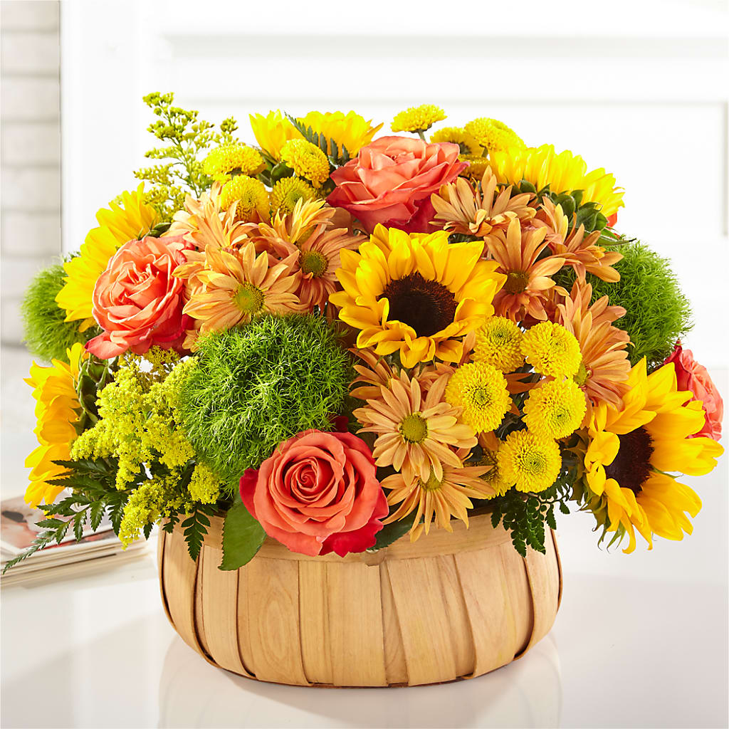 Harvest Sunflower Basket – PETERSEN & TIETZ FLORISTS & GREENHOUSES, Waterloo IA