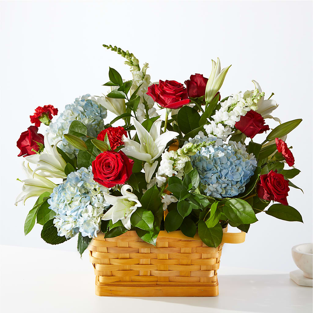 Greater Glory Basket – PETERSEN & TIETZ FLORISTS & GREENHOUSES, Waterloo IA