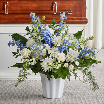 Everlasting Memories Floor Basket – PETERSEN & TIETZ FLORISTS & GREENHOUSES, Waterloo IA
