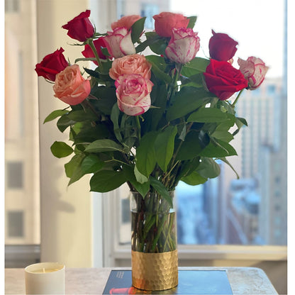 Ever After Rose Bouquet – PETERSEN & TIETZ FLORISTS & GREENHOUSES, Waterloo IA