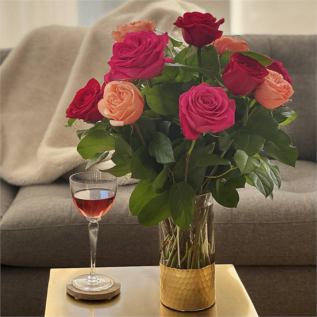 Ever After Rose Bouquet – PETERSEN & TIETZ FLORISTS & GREENHOUSES, Waterloo IA