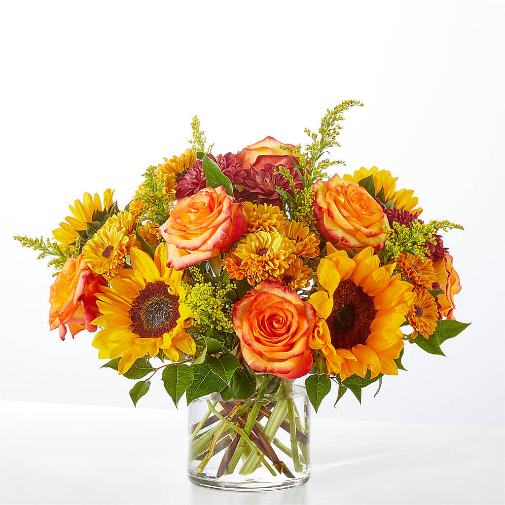 Flannel Scarf Bouquet – PETERSEN & TIETZ FLORISTS & GREENHOUSES, Waterloo IA