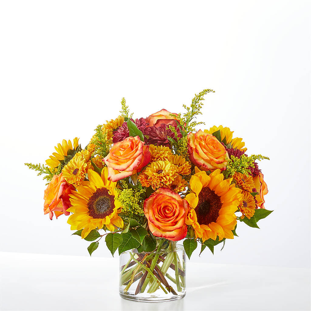 Flannel Scarf Bouquet – PETERSEN & TIETZ FLORISTS & GREENHOUSES, Waterloo IA