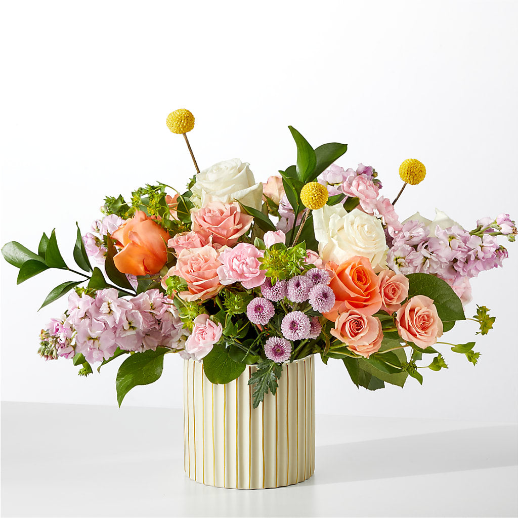 French Market Bouquet with Ivory Vase – PETERSEN & TIETZ FLORISTS & GREENHOUSES, Waterloo IA