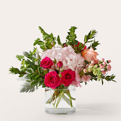 Glitz & Glam Bouquet – PETERSEN & TIETZ FLORISTS & GREENHOUSES, Waterloo IA